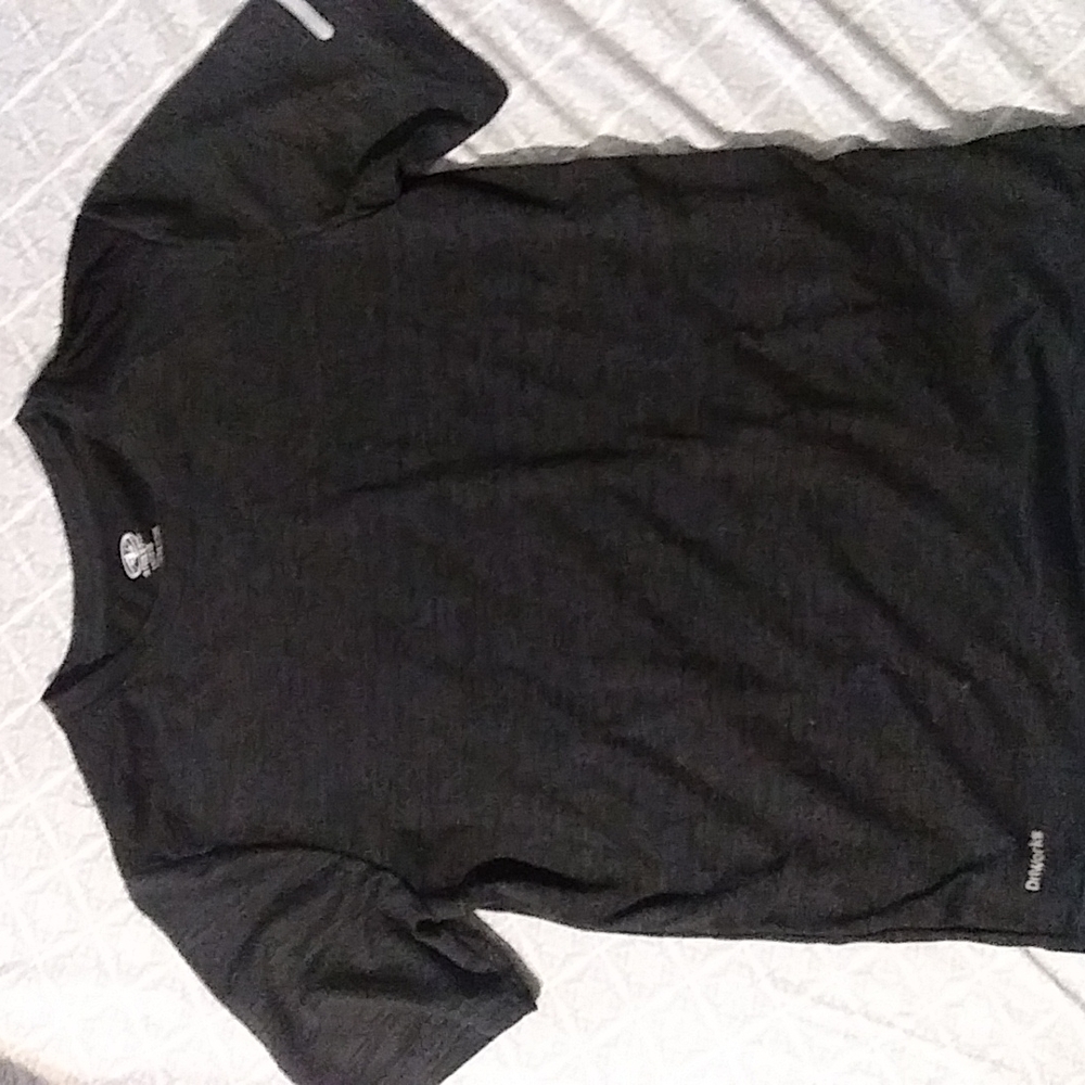 *Athletic Works DriWorks short sleeve shirt sz large 10/12